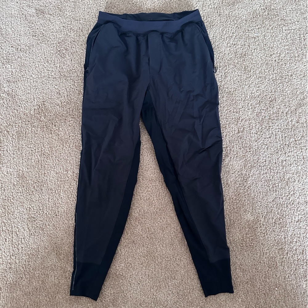 Lululemon Surge Hybrid Joggers Short